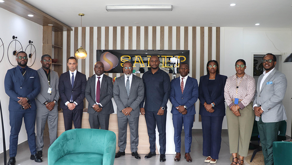 Grupo Sanep apresenta Projecto Farmacêutico ao Fundo Soberano de Angola